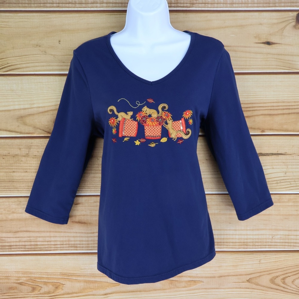 Breckenridge 3/4 Sleeve Shirt Womens Sz L Blue Fall Squirrels Embroidered Cotton
